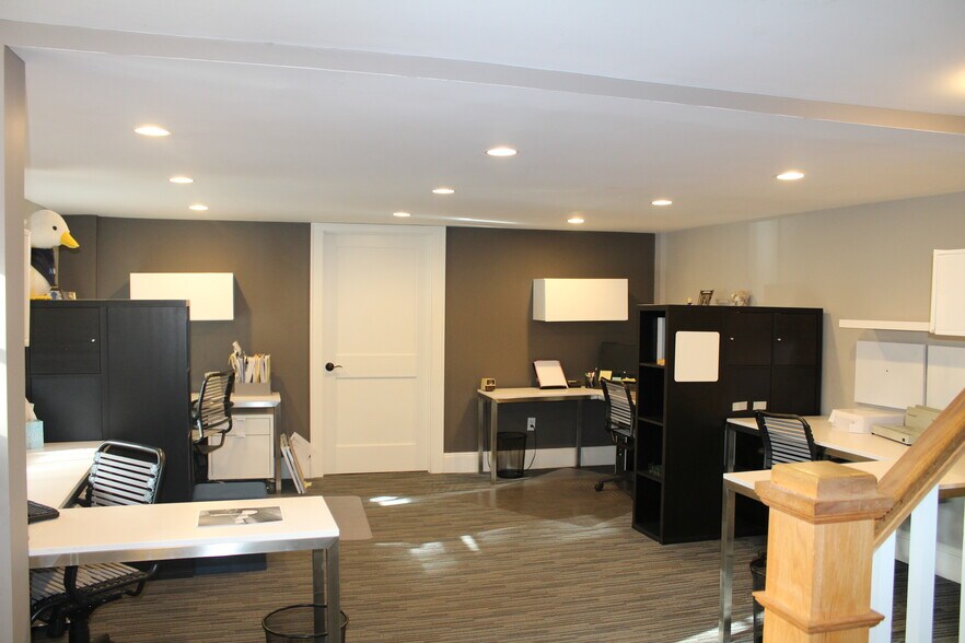 More Photos Of 2A Hardscrabble Rd, North Salem Office Residential For Sale