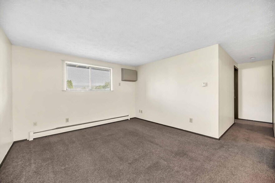 More Photos Of 2612 Pioneer Trl, Sandusky Apartments For Sale