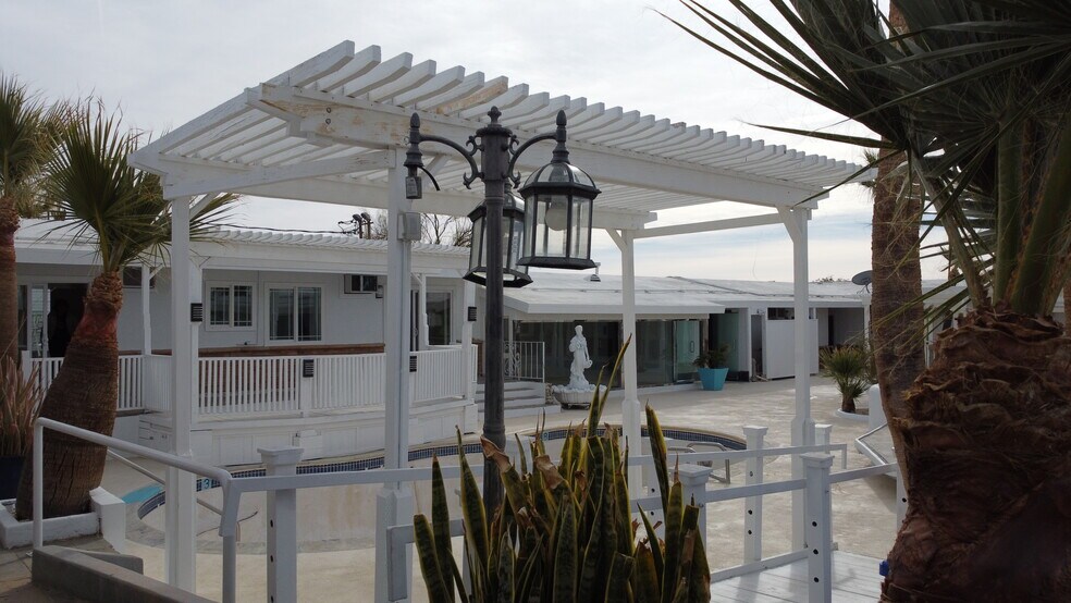 More Photos Of 68055 Club Circle Dr, Desert Hot Springs Hotel For Sale