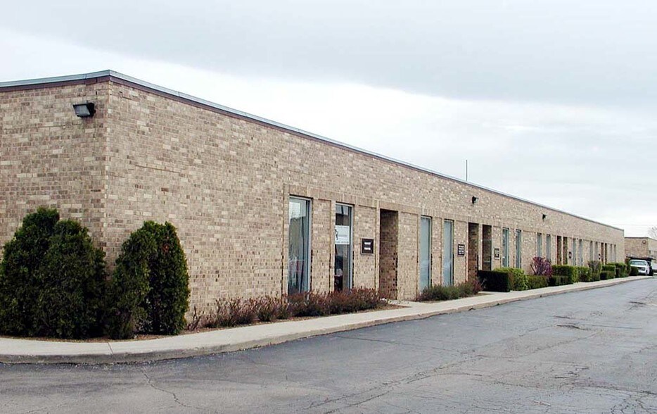 More Photos Of 1940-1948 Lehigh Ave, Glenview Light Manufacturing For Lease