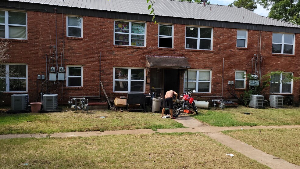 More Photos Of 701 W Pine Ave, Duncan Apartments For Sale