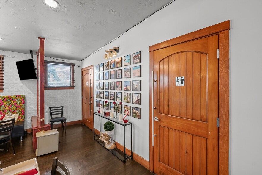 More Photos Of 1091 Main St, Pawtucket Restaurant For Sale