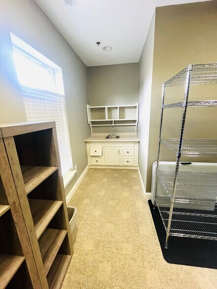 More Photos Of 29 Broad St, Berlin Office Residential For Sale