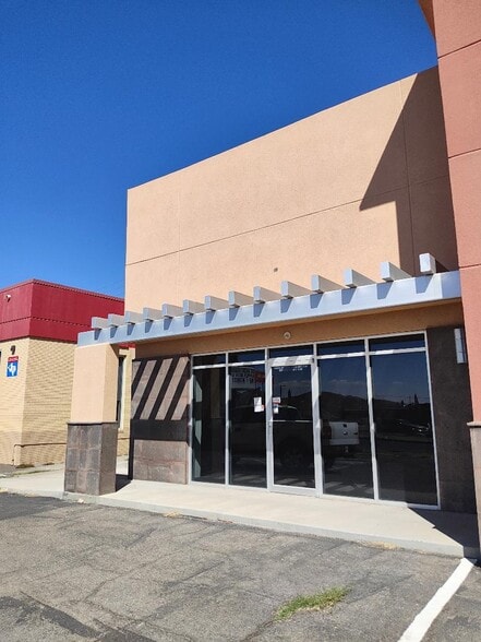 More Photos Of 4164 N Mesa St, El Paso Storefront For Lease