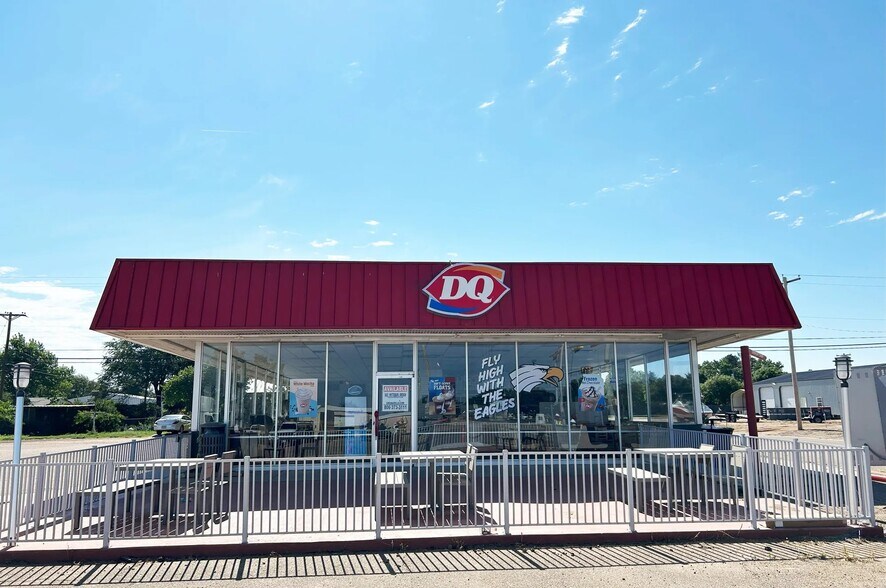 More Photos Of 609 W Broadway St, Fritch Fast Food For Lease