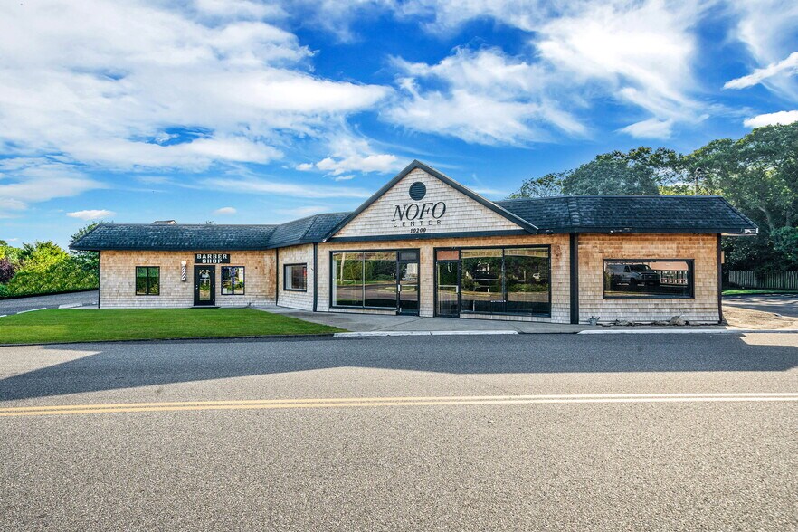 More Photos Of 10200 Main Rd, Mattituck Medical For Sale