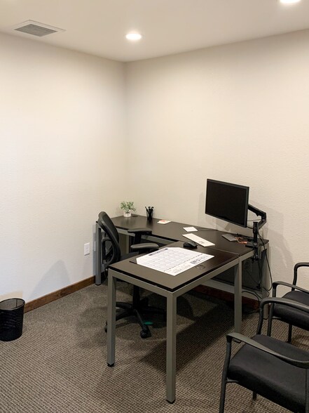 More Photos Of 400 E Kettleman Ln, Lodi Unknown For Lease