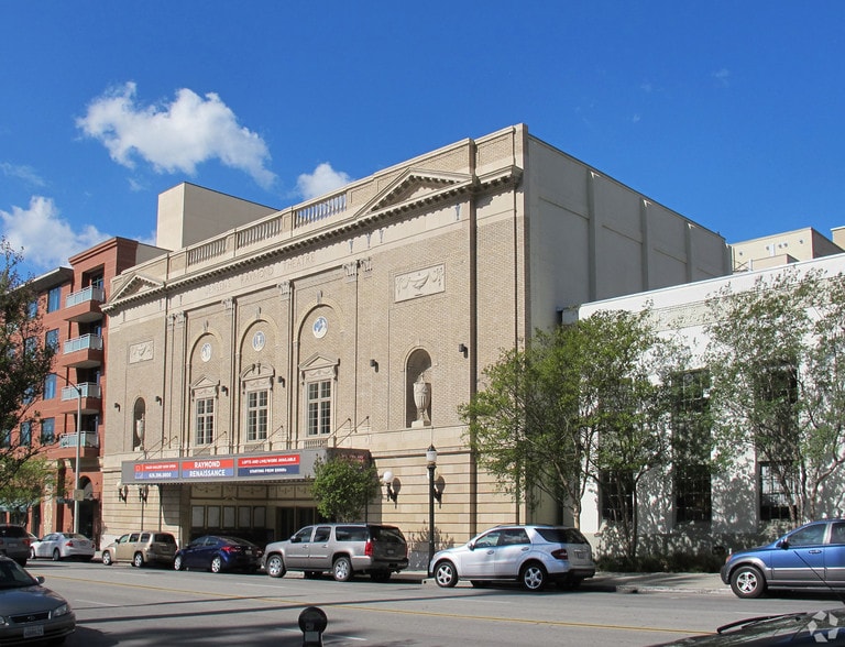 More Photos Of 125-129 N Raymond Ave, Pasadena Loft Creative Space For Lease