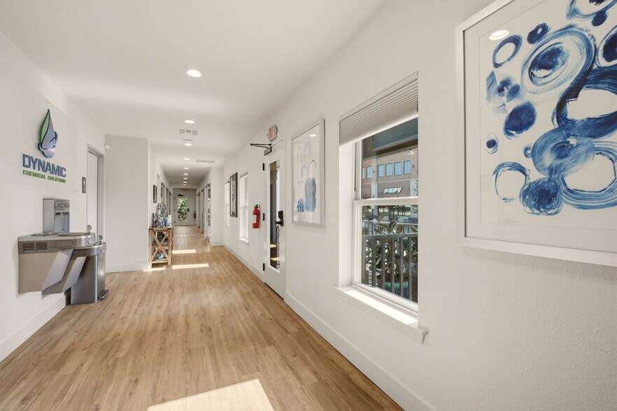 More Photos Of 7274 Elm St, Frisco Office For Sale