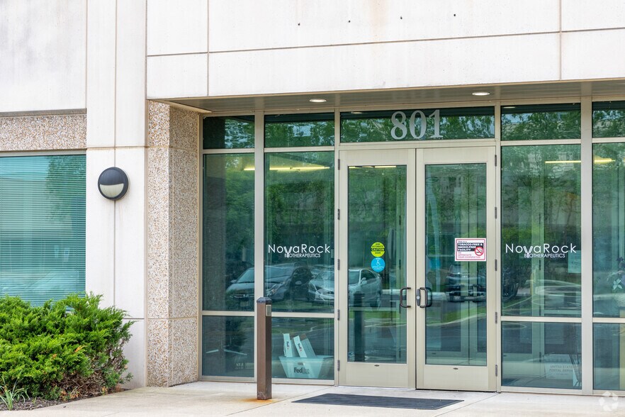 More Photos Of 801 Princeton South Corporate Ctr, Ewing Office For Lease