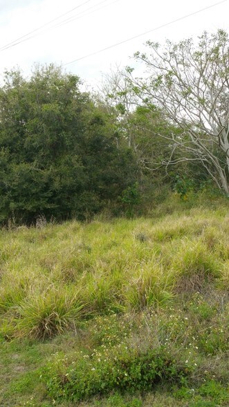 More Photos Of 33224 Highway 27, Haines City Land For Lease