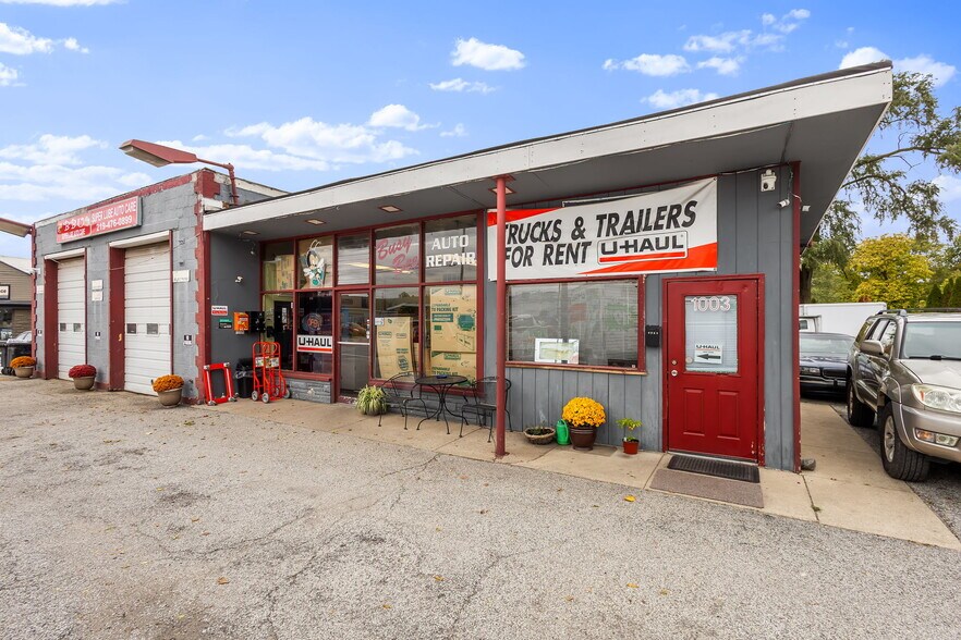More Photos Of 1001-1003 Calumet Ave, Valparaiso Auto Repair For Sale