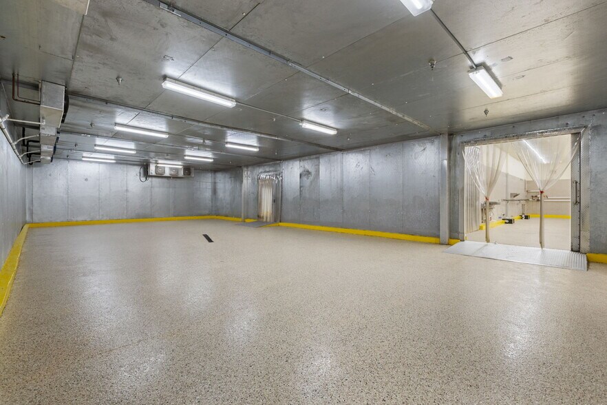 Primary Photo Of 349 Chestnut St, Passaic Warehouse For Lease