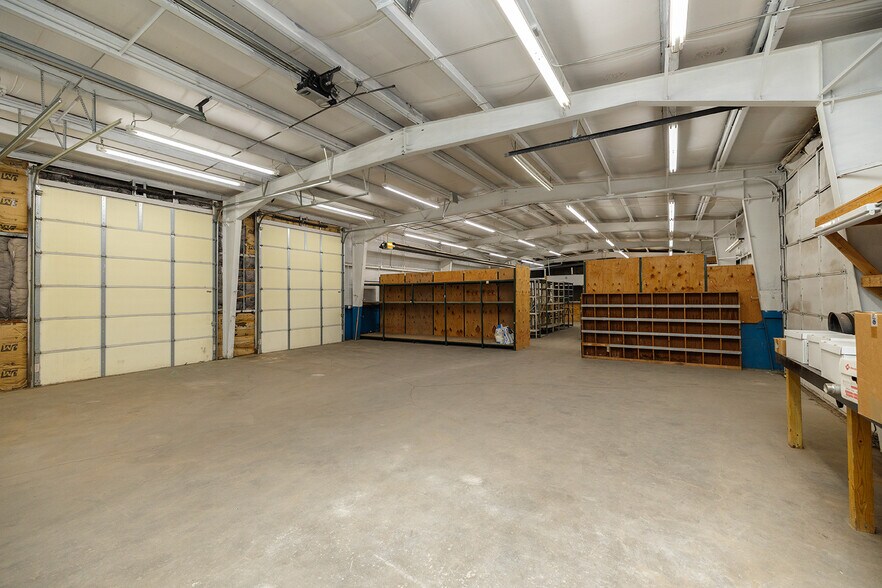 More Photos Of 130 E 10th Ave, South Hutchinson Industrial For Sale