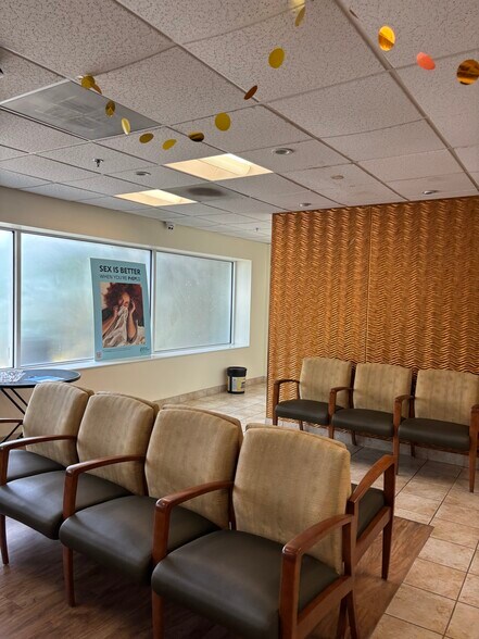 More Photos Of 680 Broadway, Paterson Hospital For Lease