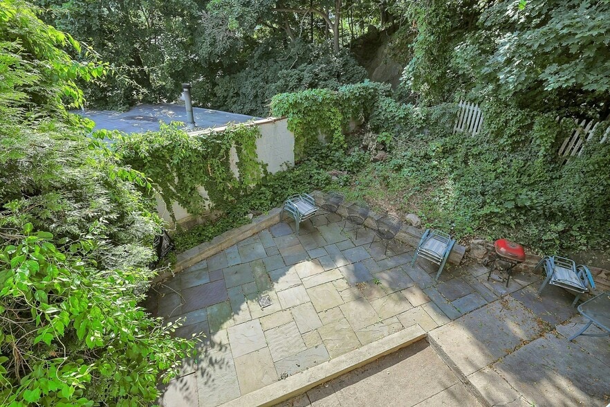 More Photos Of 3 Linden Pl, Tarrytown Apartments For Sale