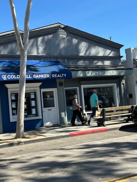 More Photos Of 222 Marine Ave, Newport Beach Storefront Retail Residential For Sale