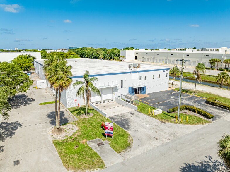More Photos Of 6630 NW 16th Ter, Fort Lauderdale Warehouse For Sale