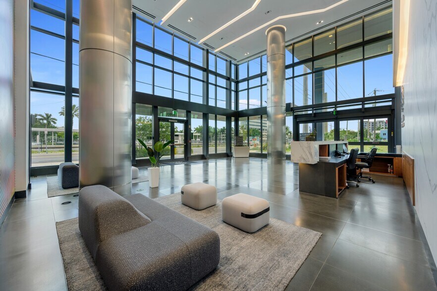 More Photos Of 19790 W Dixie Hwy, Aventura Office For Lease