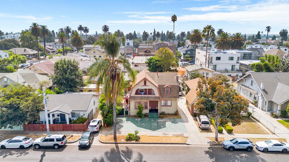 More Photos Of 1166 W 39th Pl, Los Angeles Apartments For Sale