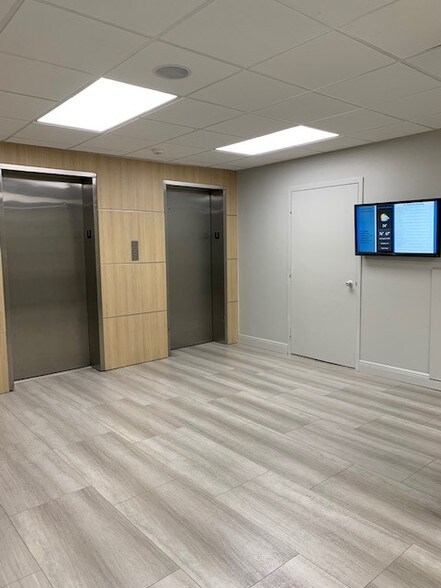 More Photos Of 104 Crandon Blvd, Key Biscayne Office Residential For Lease