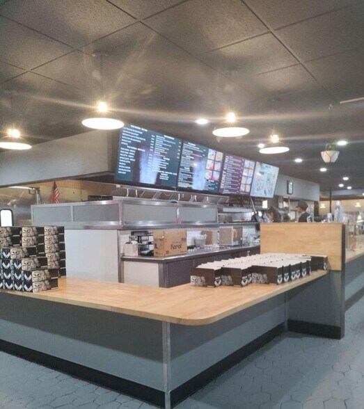 More Photos Of 401 E Foothill Blvd, Pomona Restaurant For Sale