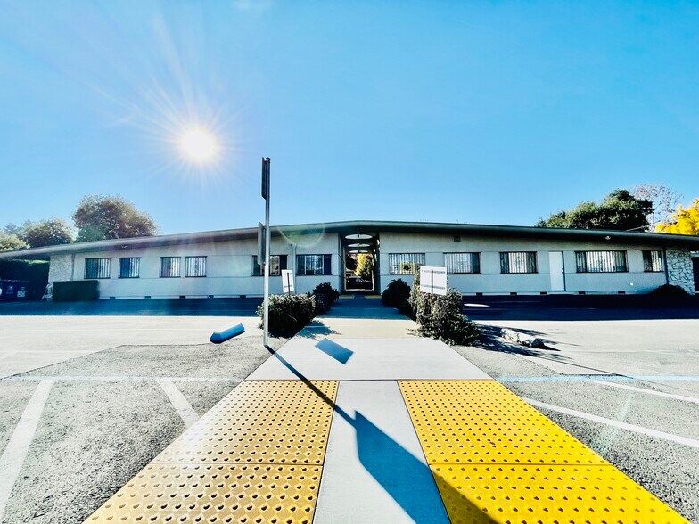 More Photos Of 2040 Forest Ave, San Jose Medical For Lease