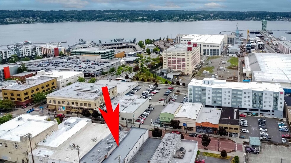 More Photos Of 536 4th St, Bremerton Storefront For Sale