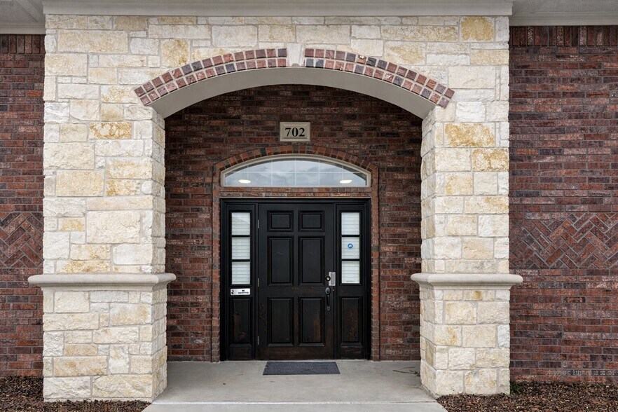 More Photos Of 8951 Collin McKinney Pky, McKinney Medical For Sale