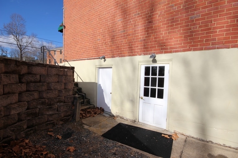 More Photos Of 13610 James Madison Hwy, Palmyra Freestanding For Sale