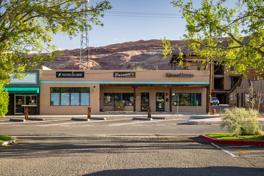 More Photos Of 45 E Center St, Moab Storefront For Sale