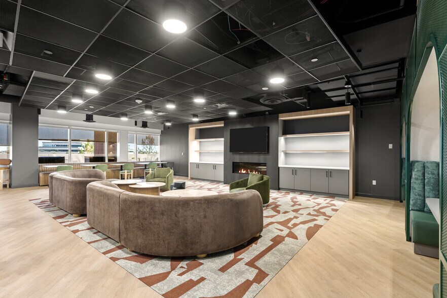 More Photos Of 4600 S Ulster St, Denver Office For Lease