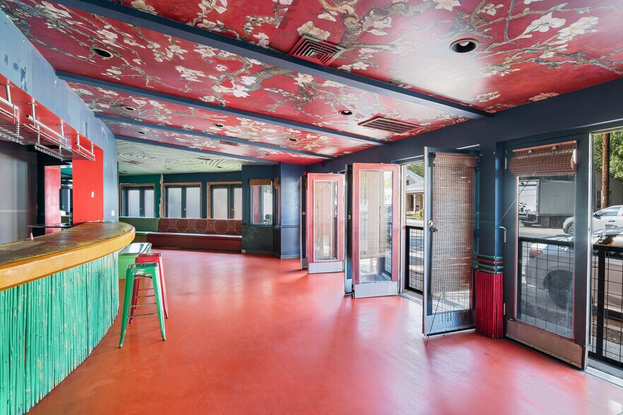 More Photos Of 1014 S Alamo St, San Antonio Restaurant For Lease