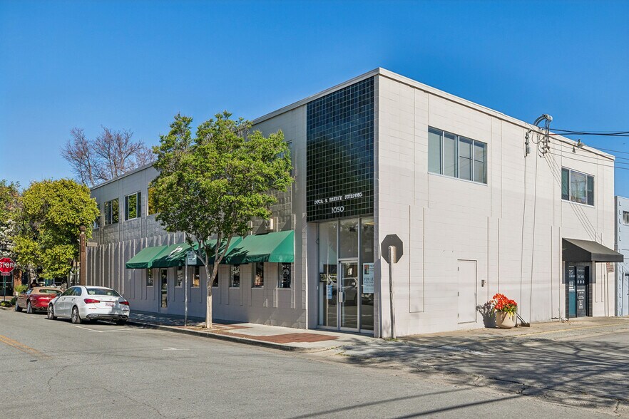 More Photos Of 725-729 Santa Cruz Ave, Menlo Park Storefront Retail Office For Sale