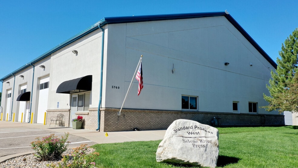 More Photos Of 5740 Boeing Dr, Loveland Warehouse For Sale