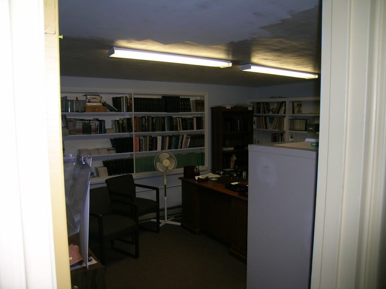 More Photos Of 606 W National Rd, Vandalia Religious Facility For Sale