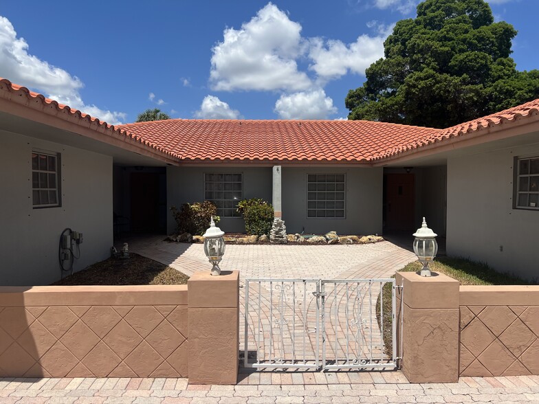More Photos Of 3310 NW 90th Ave, Coral Springs Multifamily For Sale