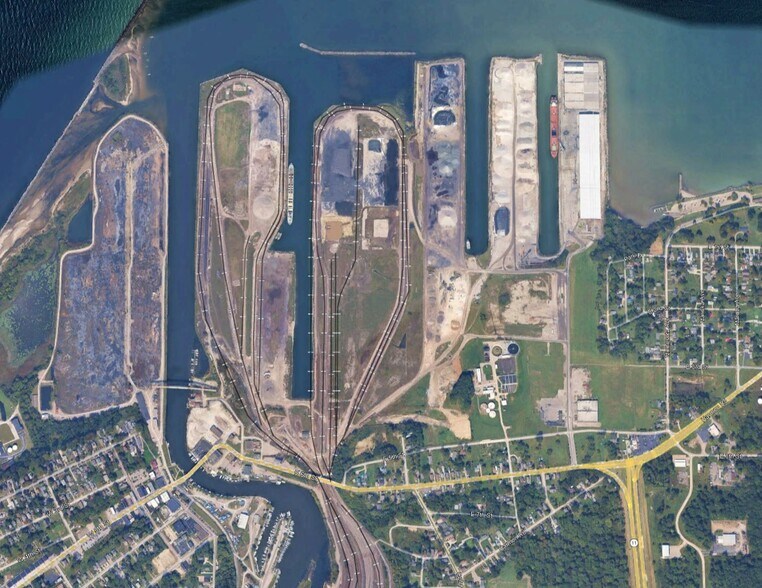 More Photos Of 1149 E 5th St, Ashtabula Land For Lease