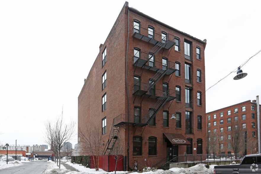 More Photos Of 40 Channel Center St, Boston Office For Lease