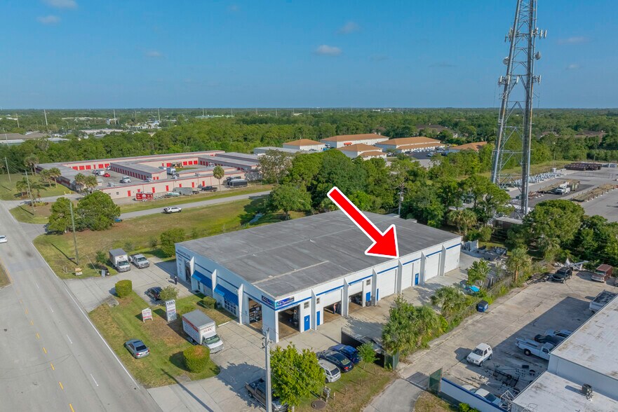 More Photos Of 1593 SE Village Green Dr, Port Saint Lucie Warehouse For Sale