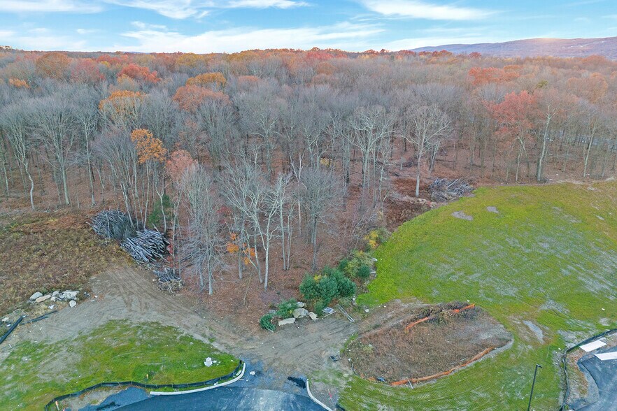 More Photos Of 4 Distribution Dr, Bloomingburg Land For Sale