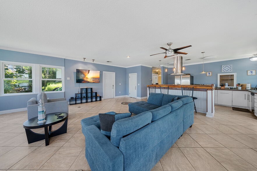 More Photos Of 973 N Harbor City Blvd, Melbourne Specialty For Sale