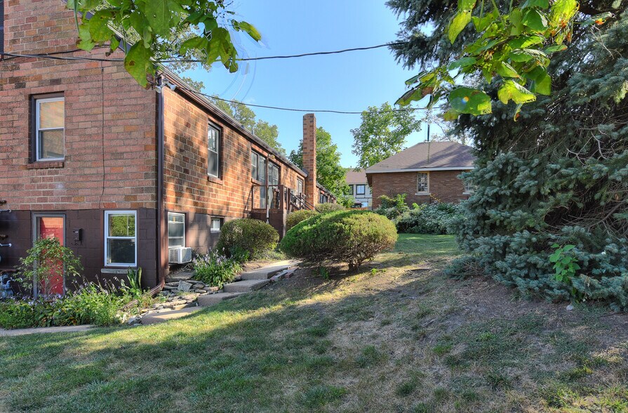 More Photos Of 816 N 36th St, Omaha Apartments For Sale