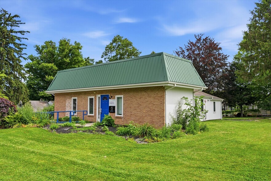 More Photos Of 103 Garris Rd, Downingtown Medical For Sale