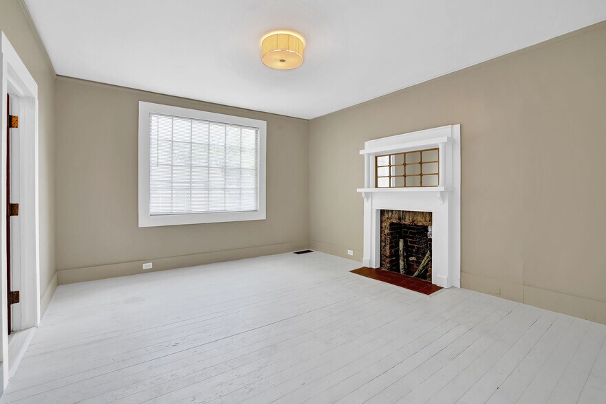 More Photos Of 134 Marble Mill Rd, Marietta Office For Sale