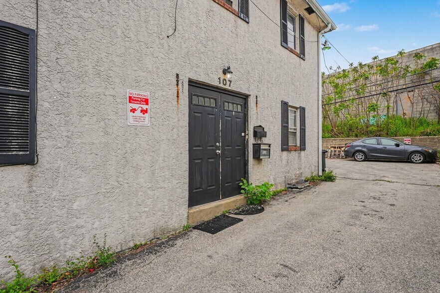More Photos Of 107 Allison Rd, Oreland Office For Sale