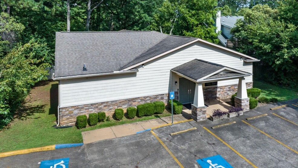 More Photos Of 1184 Davis Pl NW, Atlanta Religious Facility For Sale