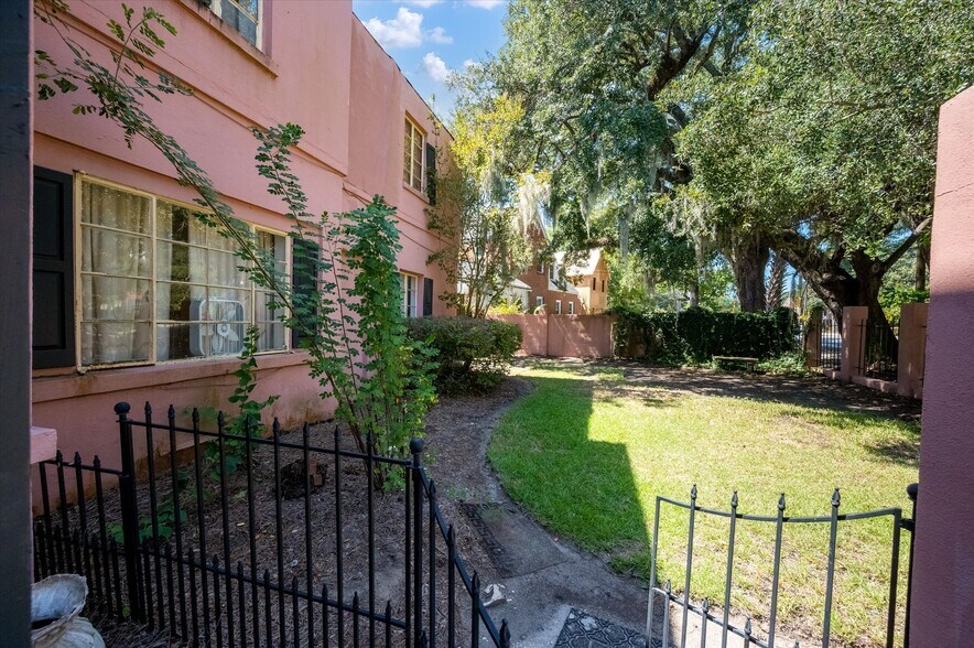 More Photos Of 565 Savannah Hwy, Charleston Office Residential For Sale
