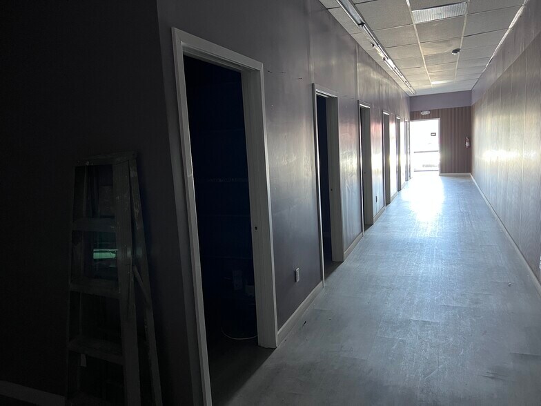 More Photos Of 8501-8511 Reseda Blvd, Northridge Unknown For Lease