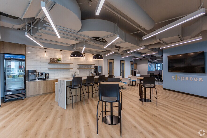 More Photos Of 1001-1009 17th Ave S, Nashville Office For Sale